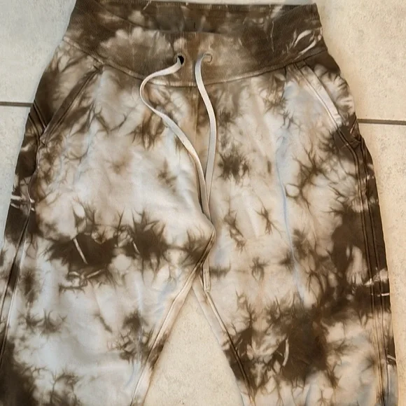Lululemon Ready To Rulu Tye Dye Joggers 4 - Picture 2 of 3